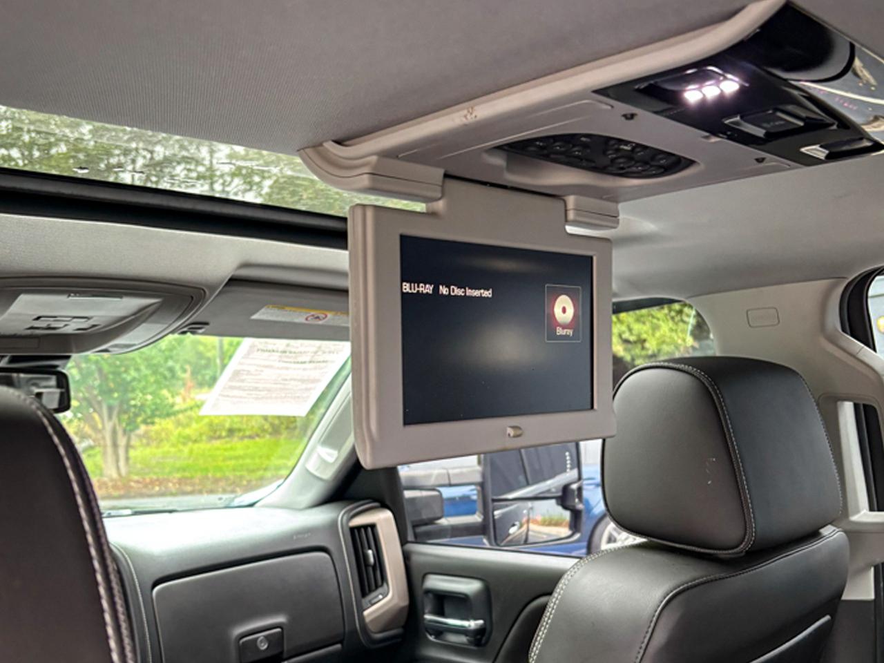 GMC Sierra 2500HD 4WD Crew Cab 153.7" Denali 2015