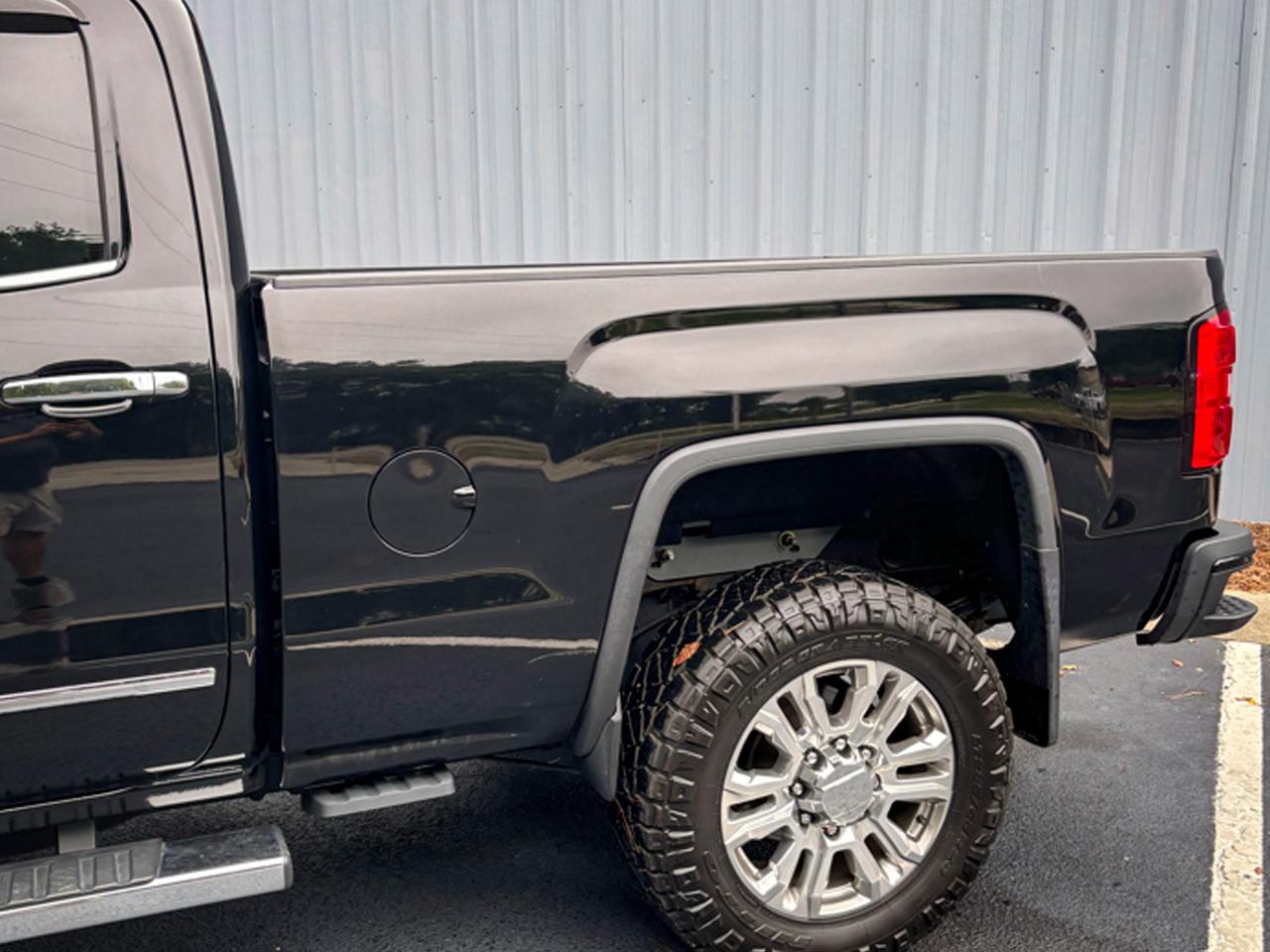 GMC Sierra 2500HD 4WD Crew Cab 153.7" Denali 2015