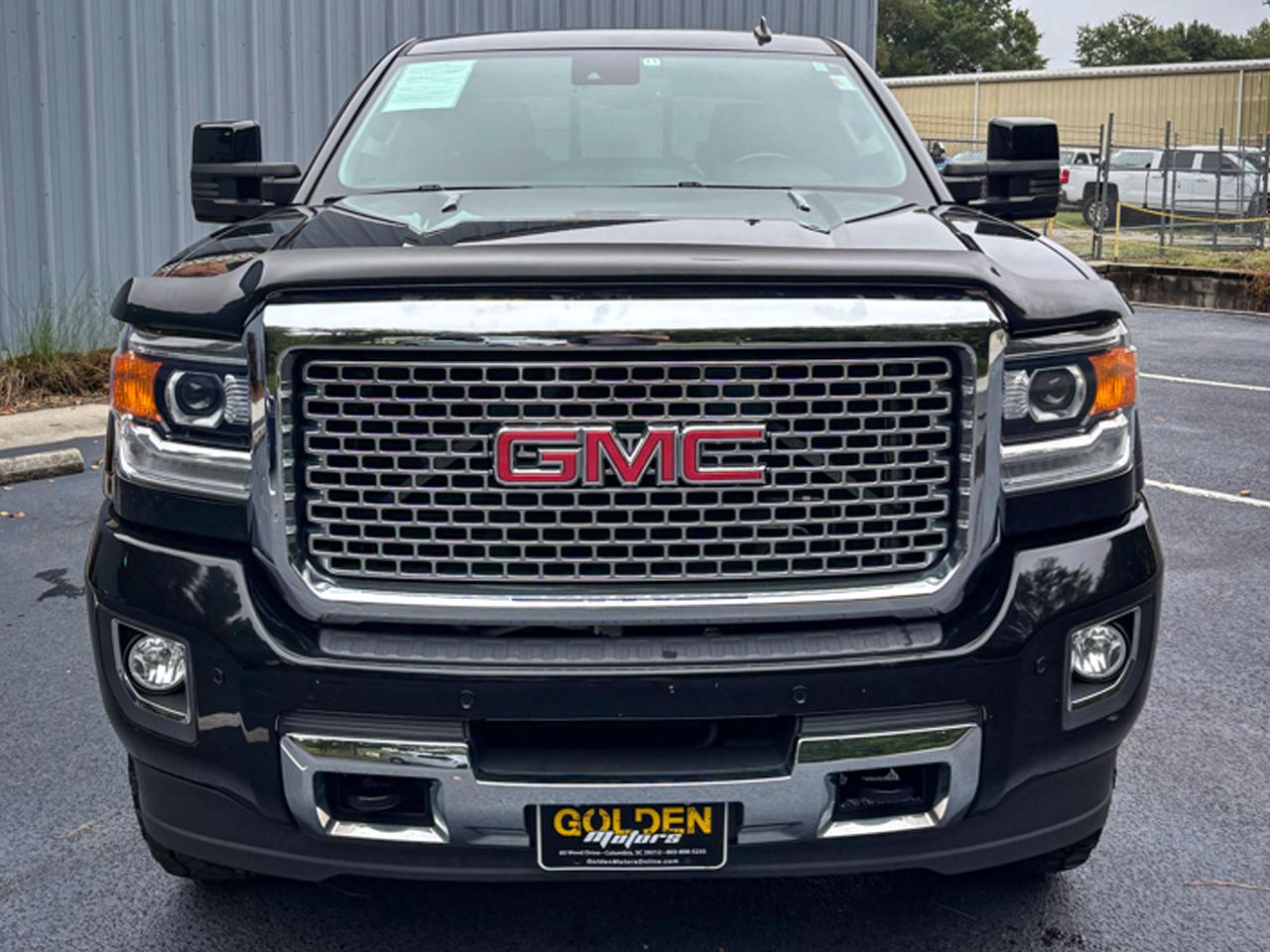 GMC Sierra 2500HD 4WD Crew Cab 153.7" Denali 2015