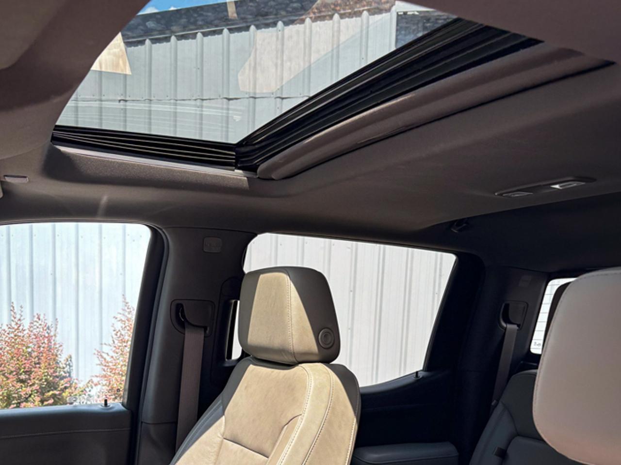 GMC Sierra 1500 4WD Crew Cab 147" SLT 2019