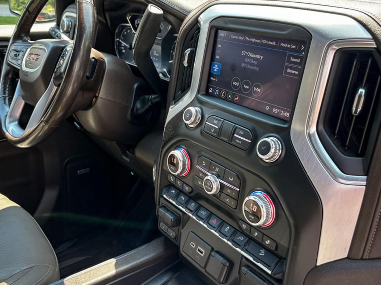 GMC Sierra 1500 4WD Crew Cab 147" SLT 2019