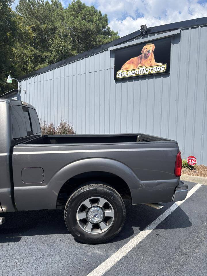 Ford Super Duty F-250 SRW 2WD Crew Cab 156" Lariat 2012