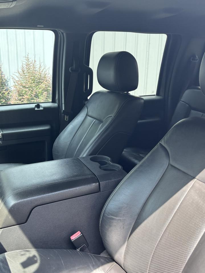 Ford Super Duty F-250 SRW 2WD Crew Cab 156" Lariat 2012