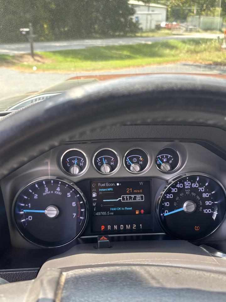 Ford Super Duty F-250 SRW 2WD Crew Cab 156" Lariat 2012