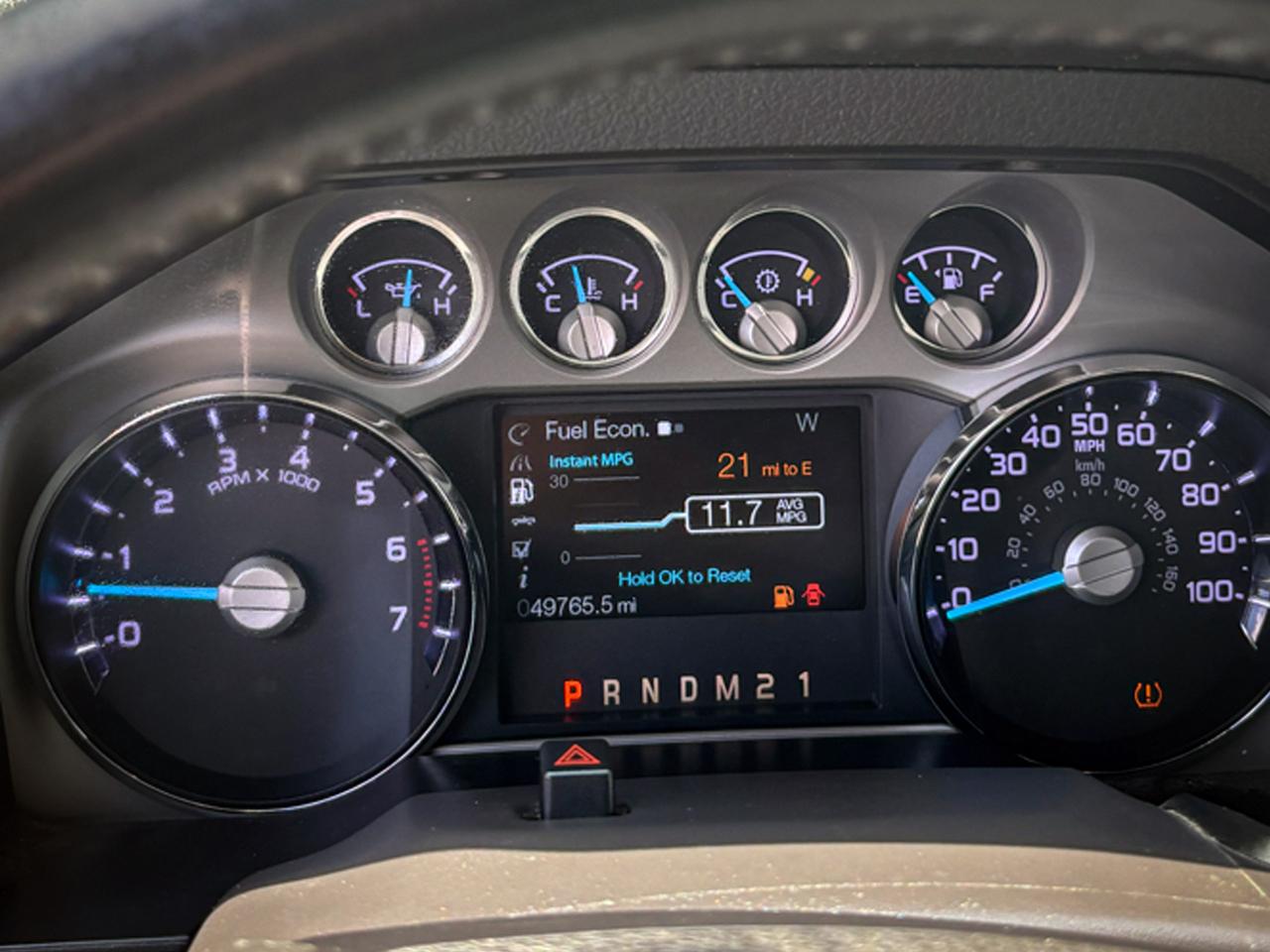 Ford Super Duty F-250 SRW 2WD Crew Cab 156" Lariat 2012