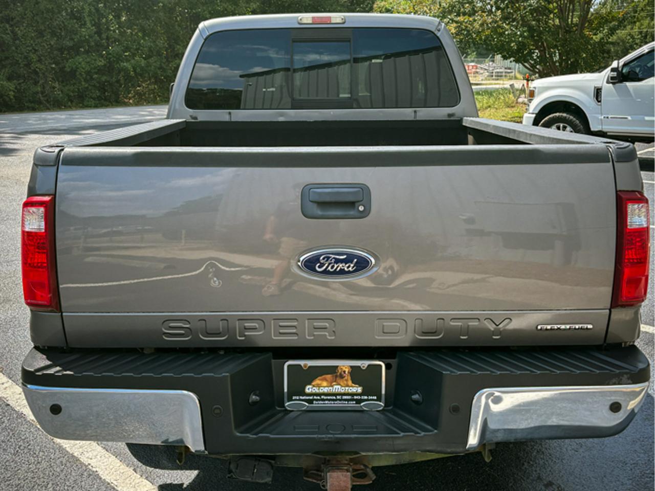 Ford Super Duty F-250 SRW 2WD Crew Cab 156" Lariat 2012