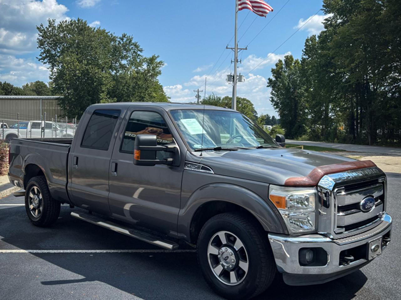 Ford Super Duty F-250 SRW 2WD Crew Cab 156" Lariat 2012