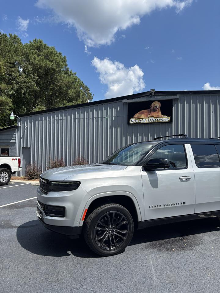 Jeep Grand Wagoneer L  2024