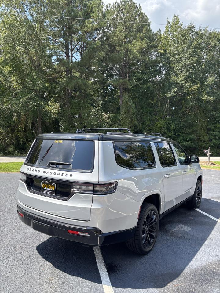 Jeep Grand Wagoneer L  2024