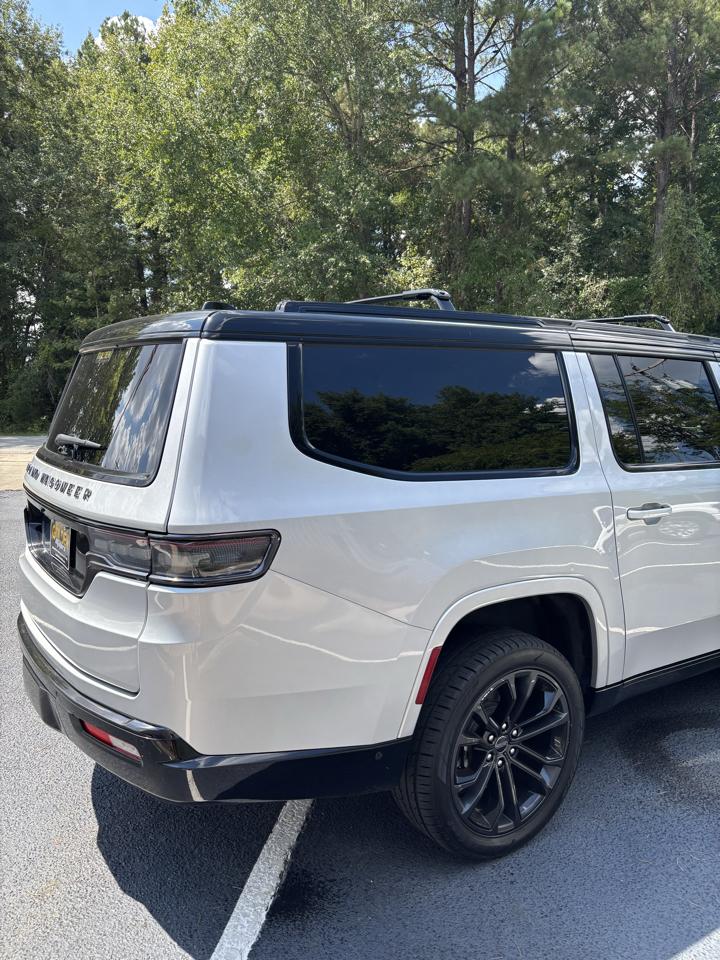 Jeep Grand Wagoneer L  2024
