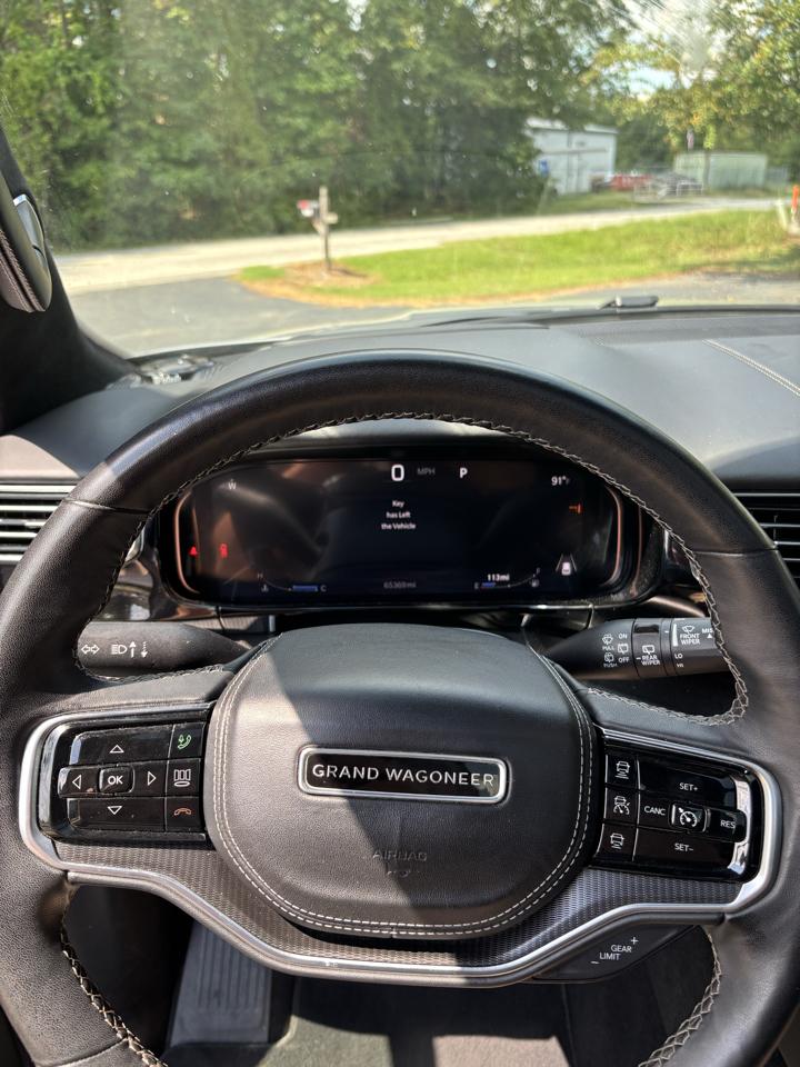 Jeep Grand Wagoneer L  2024