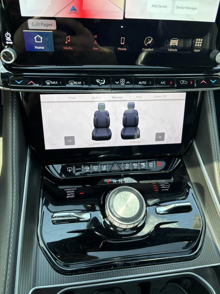 Jeep Grand Wagoneer L  2024