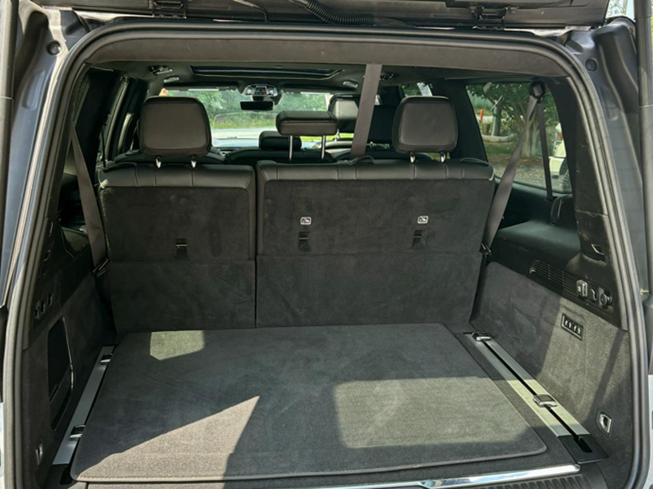 Jeep Grand Wagoneer L  2024