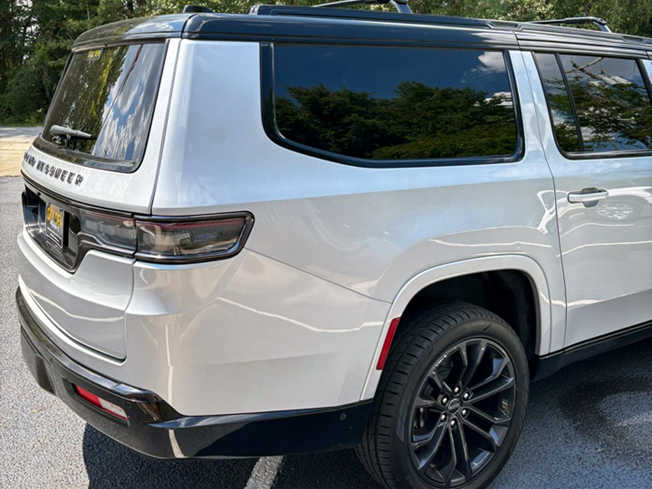 Jeep Grand Wagoneer L  2024