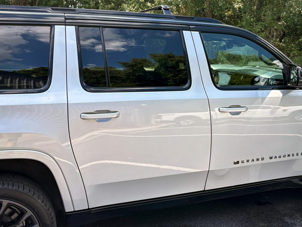 Jeep Grand Wagoneer L  2024