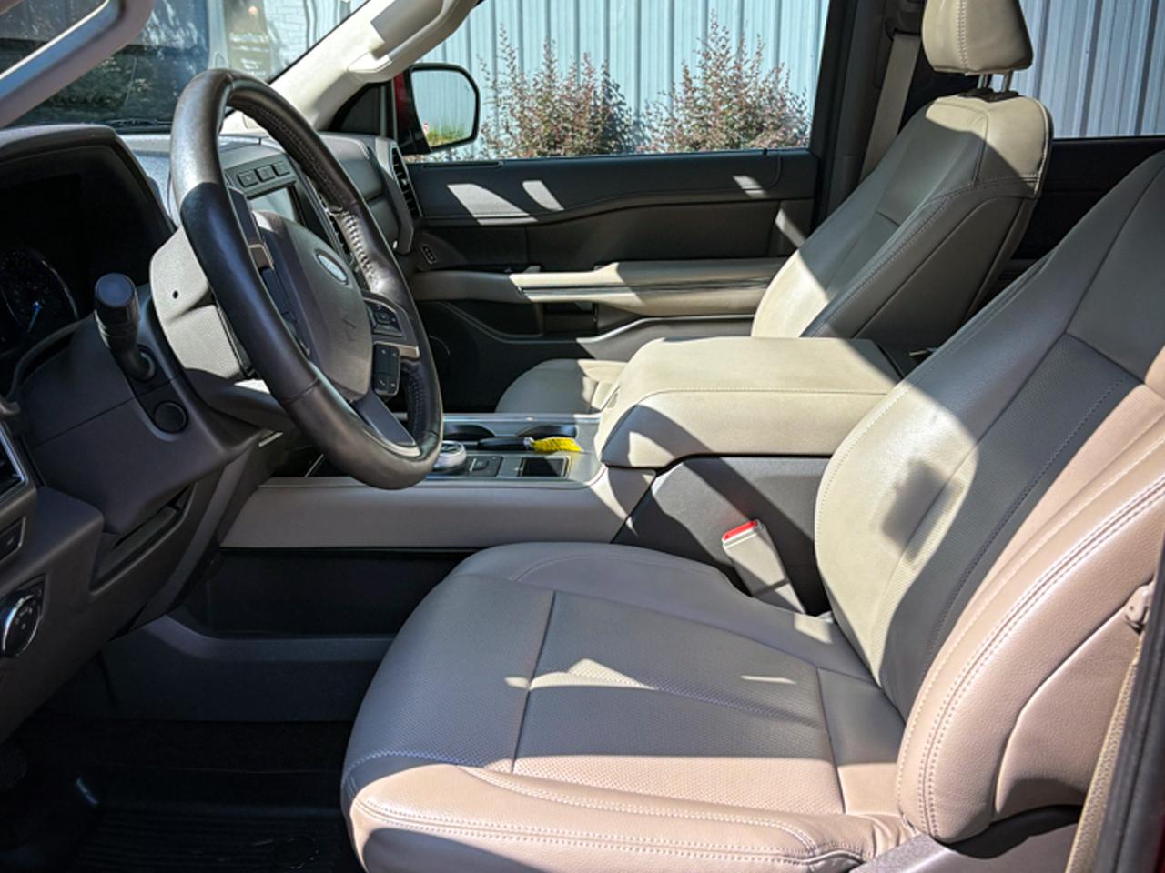 Ford Expedition XLT 4x2 2021