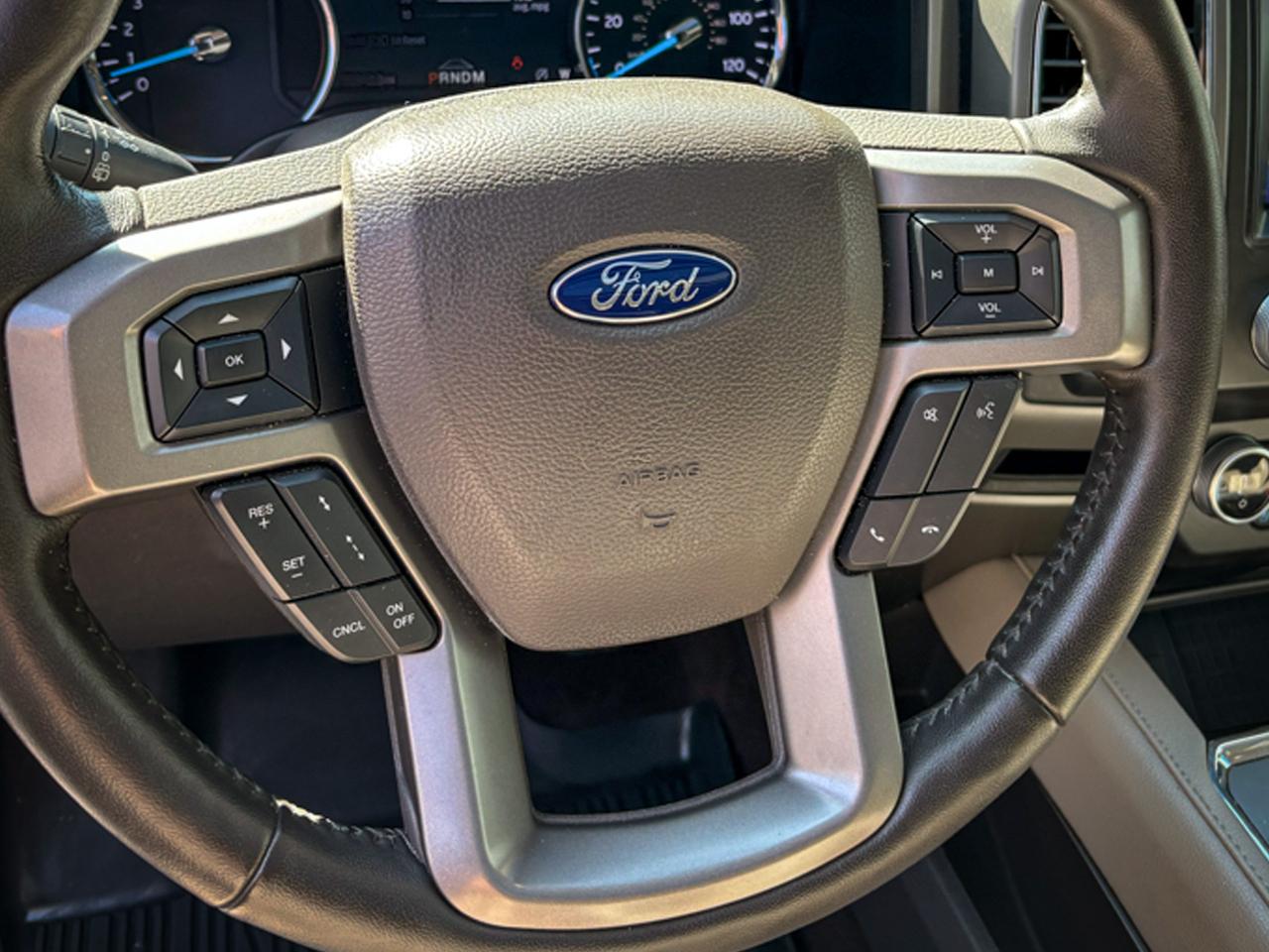 Ford Expedition XLT 4x2 2021