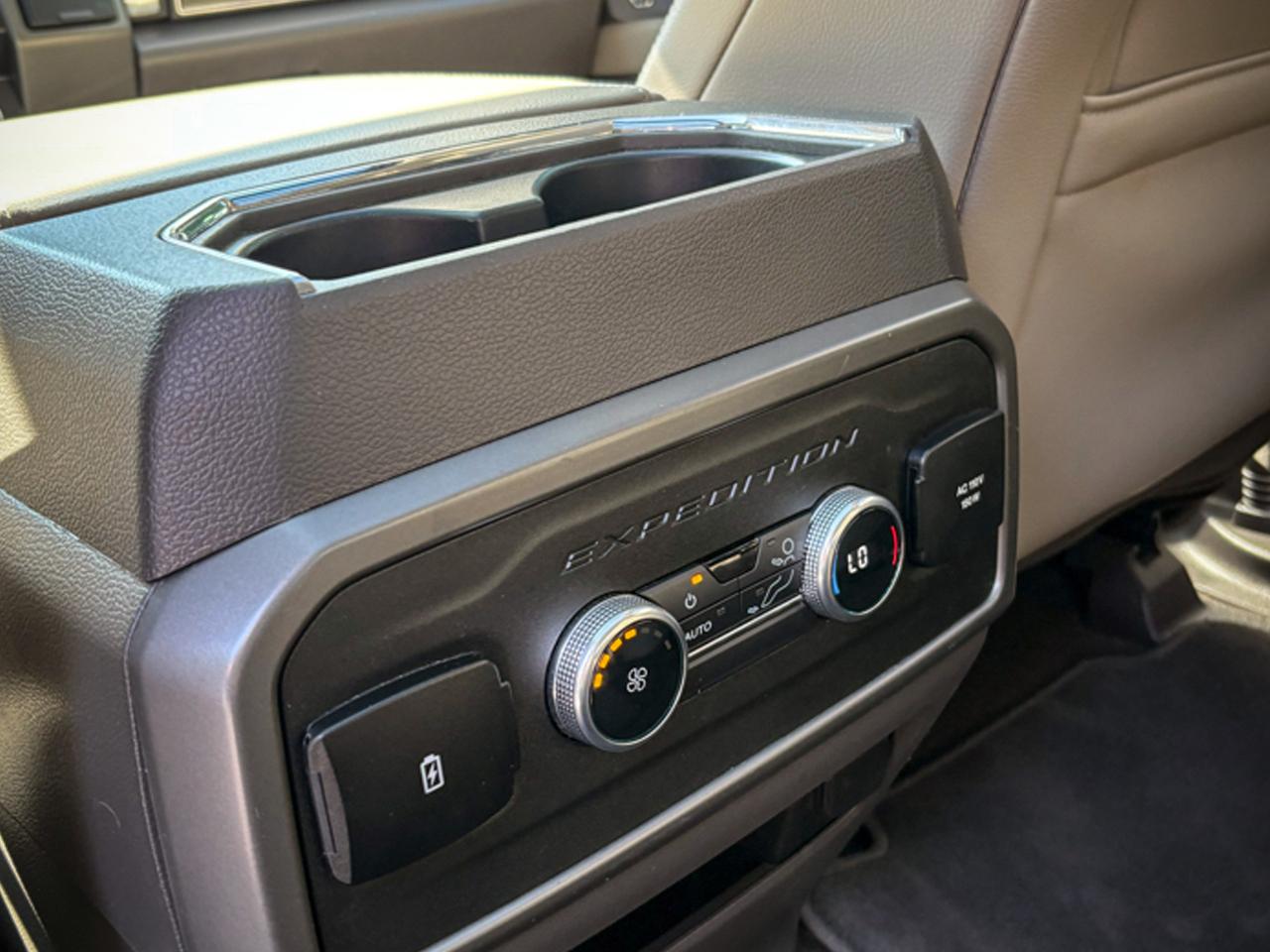 Ford Expedition XLT 4x2 2021