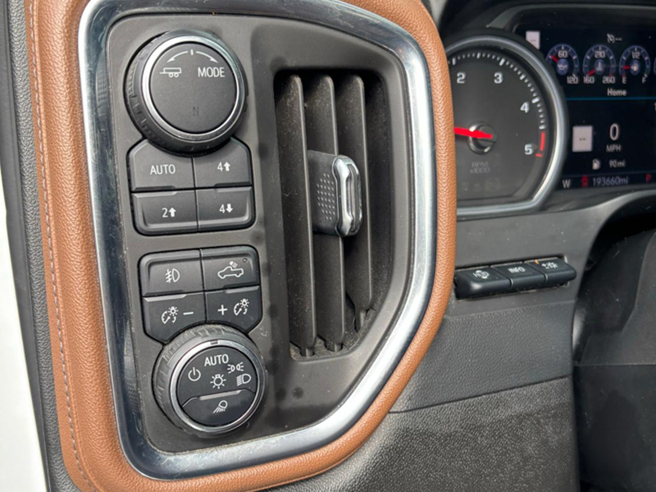 Chevrolet Silverado 2500HD 4WD Crew Cab 159" High Country 2020