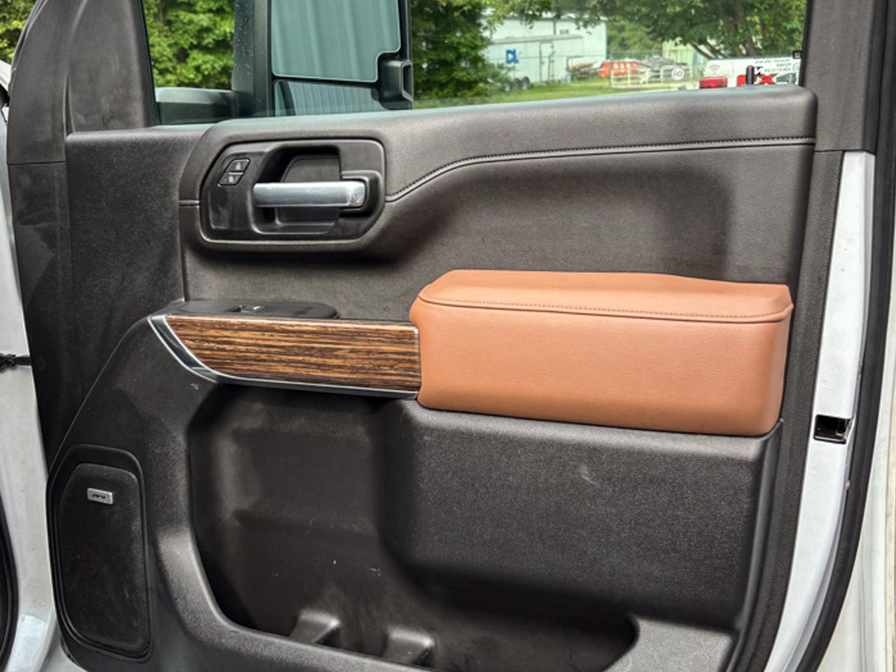Chevrolet Silverado 2500HD 4WD Crew Cab 159" High Country 2020