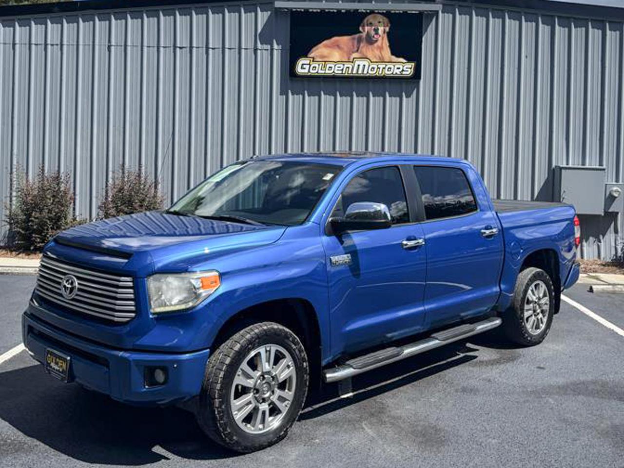 Toyota Tundra 4WD Platinum CrewMax 5.5' Bed 5.7L FFV (Natl) 2017