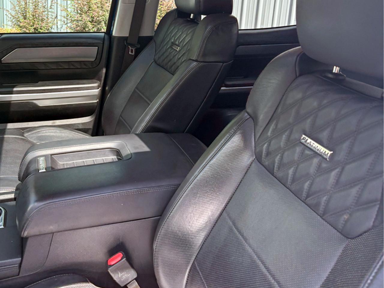 Toyota Tundra 4WD Platinum CrewMax 5.5' Bed 5.7L FFV (Natl) 2017