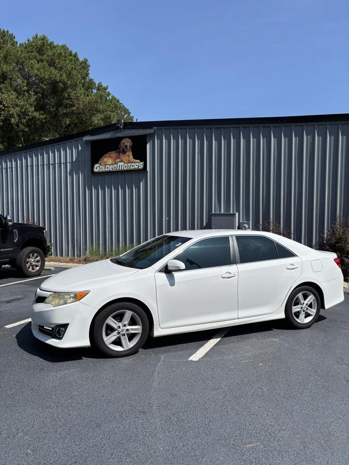 Toyota Camry SE 2013