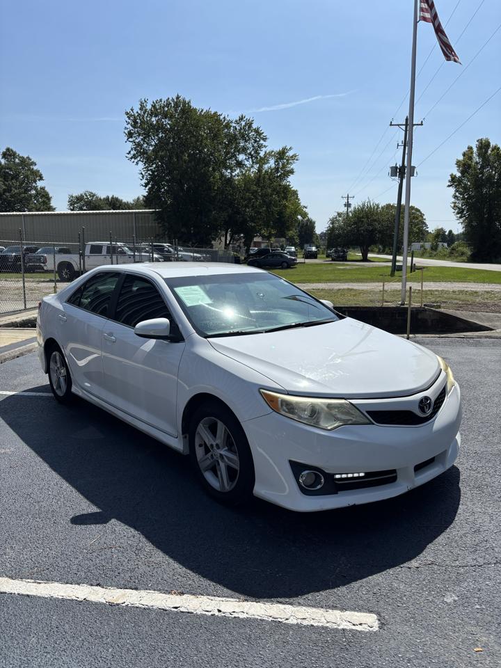 Toyota Camry SE 2013