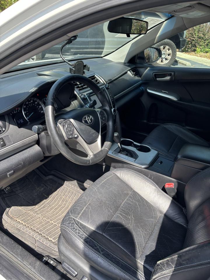 Toyota Camry SE 2013
