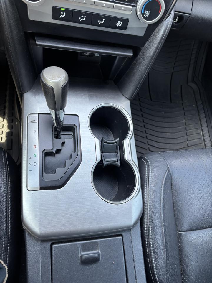 Toyota Camry SE 2013
