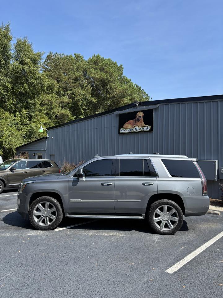 Cadillac Escalade 4WD 4dr Luxury 2019