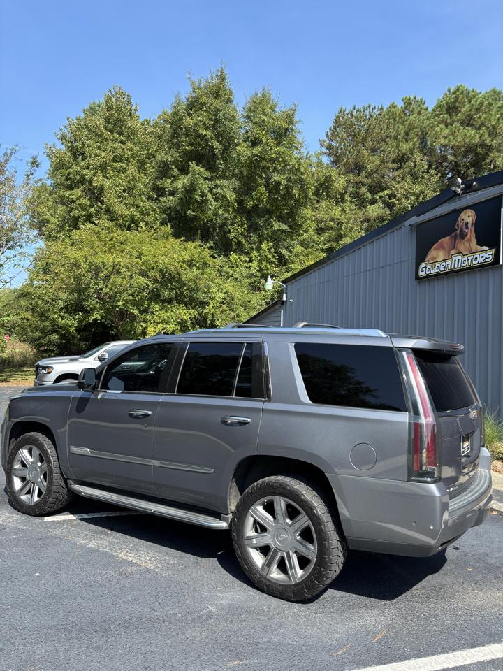 Cadillac Escalade 4WD 4dr Luxury 2019