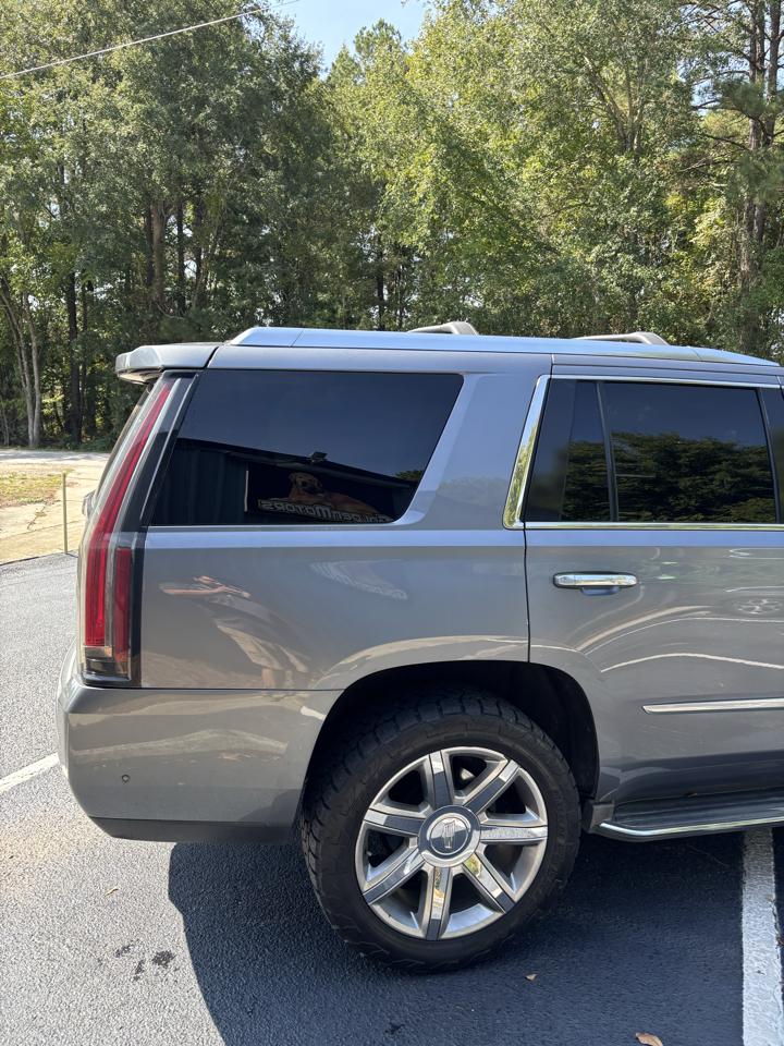 Cadillac Escalade 4WD 4dr Luxury 2019