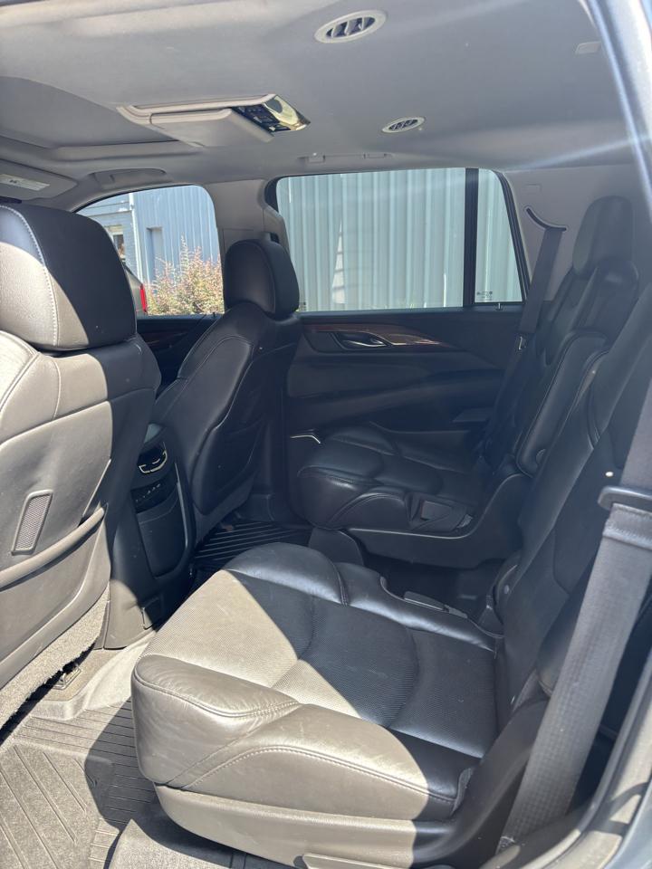 Cadillac Escalade 4WD 4dr Luxury 2019