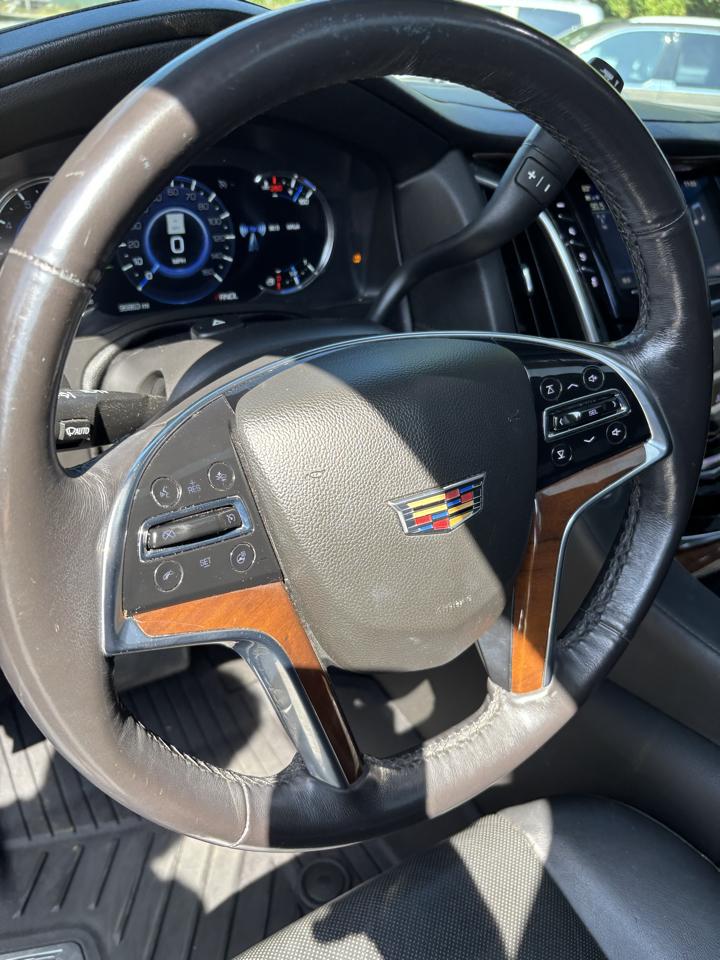 Cadillac Escalade 4WD 4dr Luxury 2019