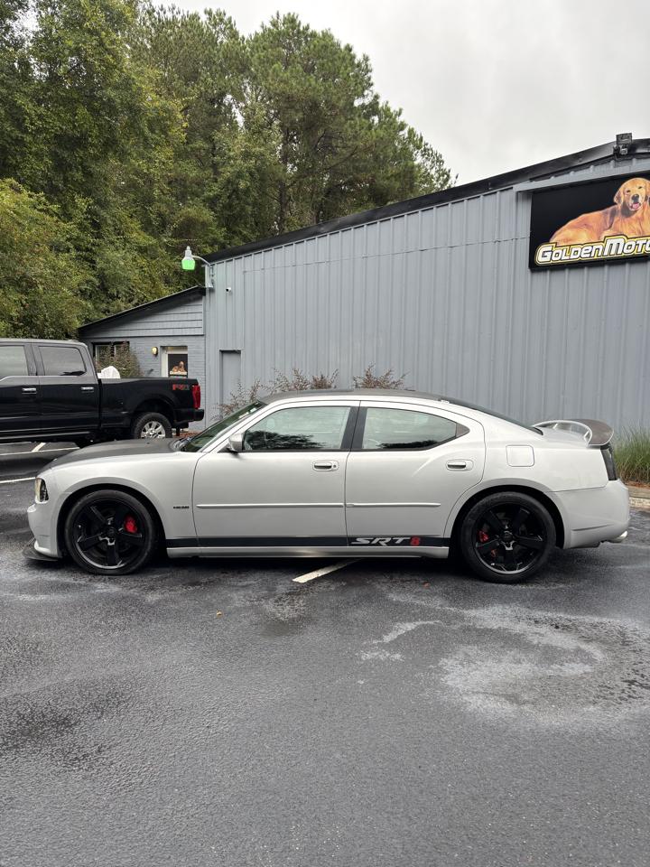 Dodge Charger 4dr Sdn SRT8 RWD 2007
