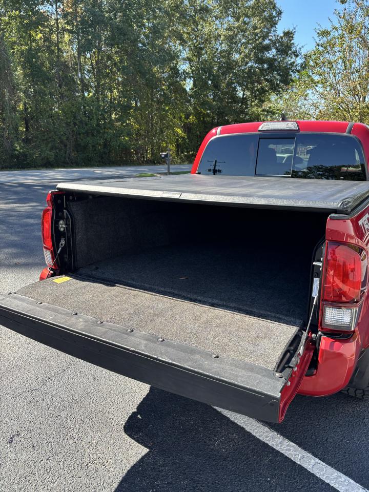 Toyota Tacoma 4WD TRD Sport Double Cab 5' Bed V6 AT (Natl) 2019