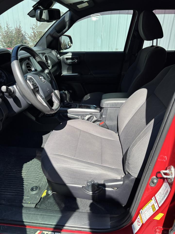 Toyota Tacoma 4WD TRD Sport Double Cab 5' Bed V6 AT (Natl) 2019
