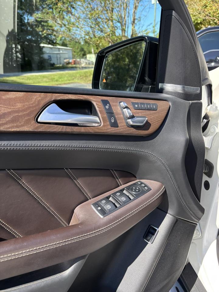 Mercedes-Benz GLE  2017