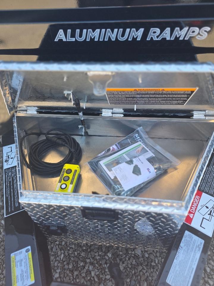 Moritz Dump Trailer  2026