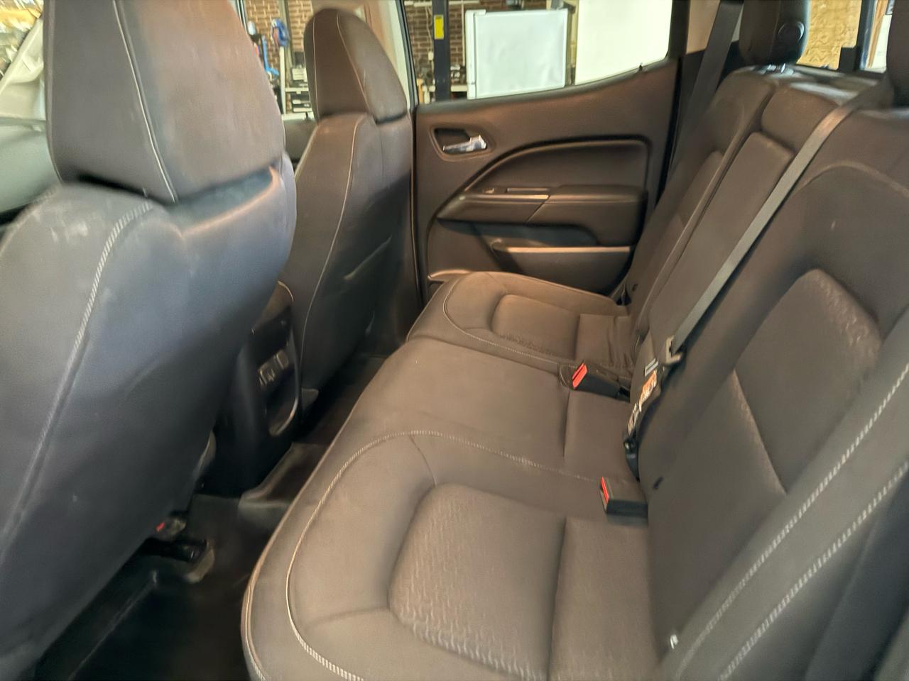 2018 GMC Canyon SLE - Photo 14