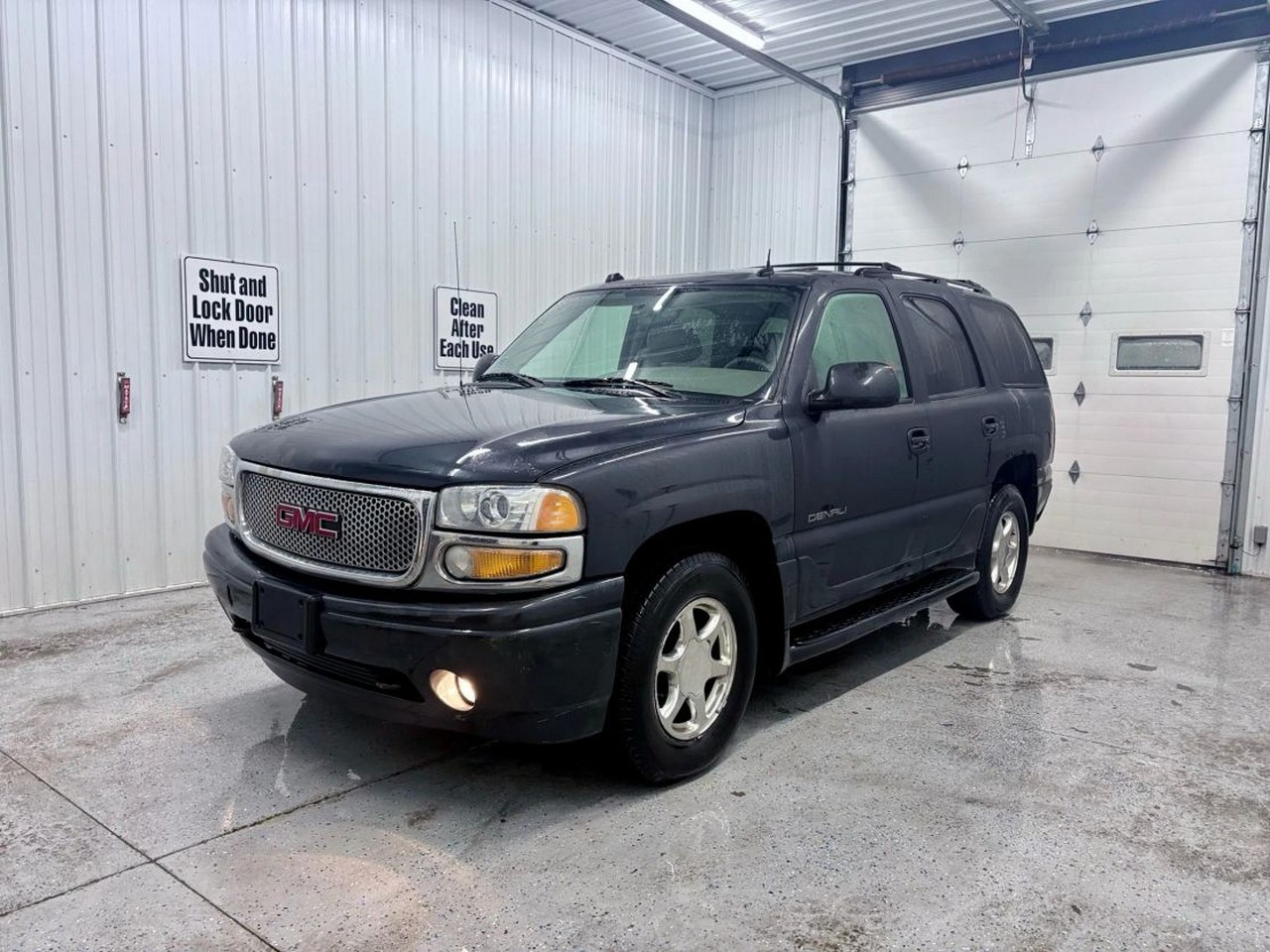 2004 GMC Yukon Denali