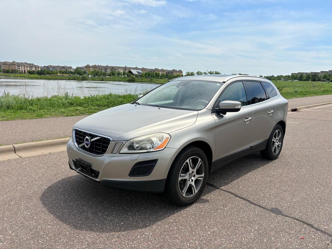 2012 Volvo XC60 AWD 4dr T6