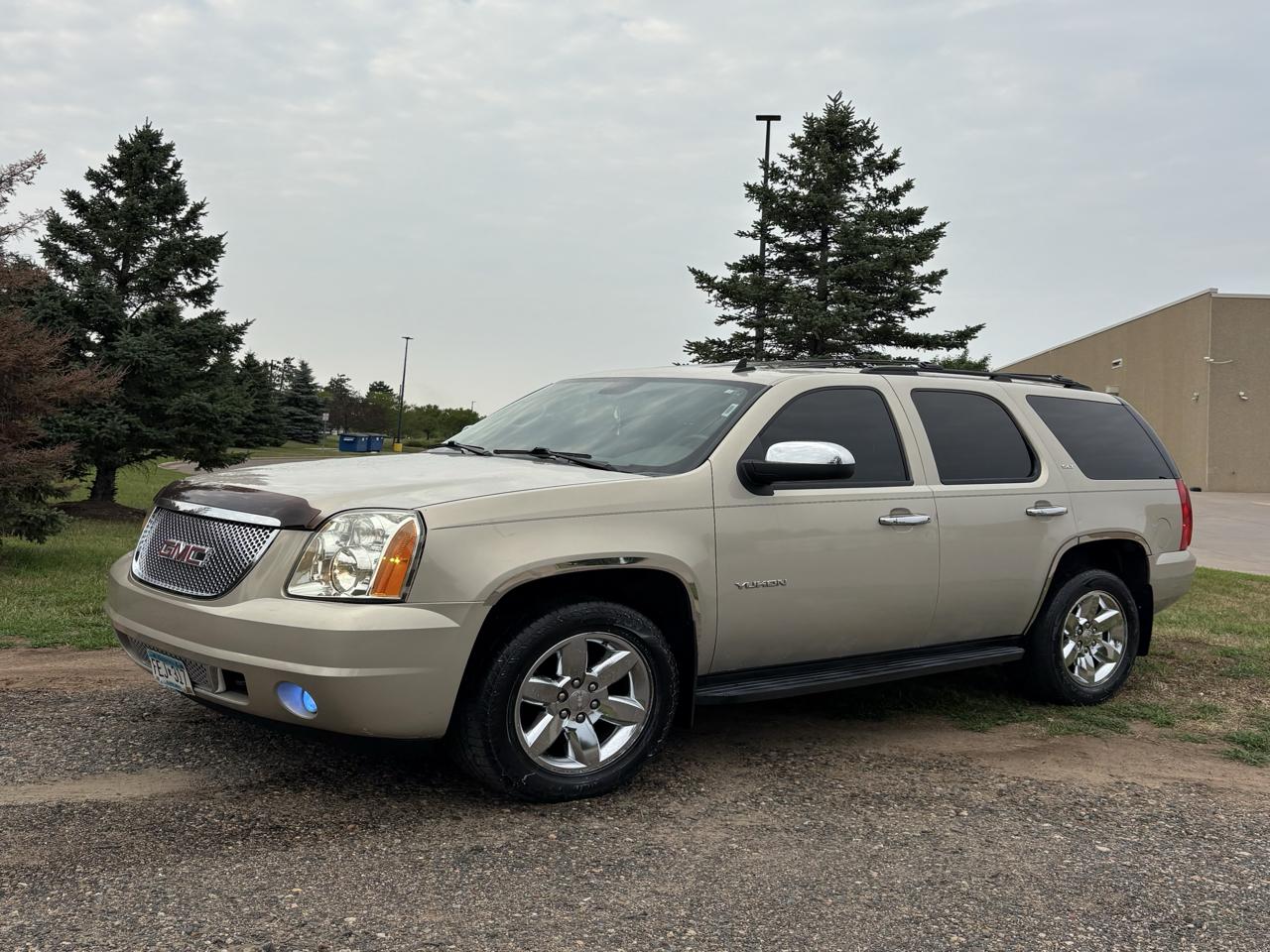 2010 GMC Yukon 4WD 4dr SLT