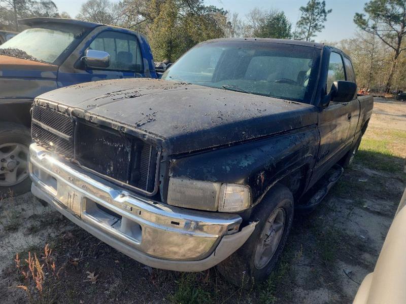 1997 Dodge Ram 1500 ST Club Cab 6.5-ft. Bed 2WD