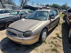 1999 Ford Taurus 