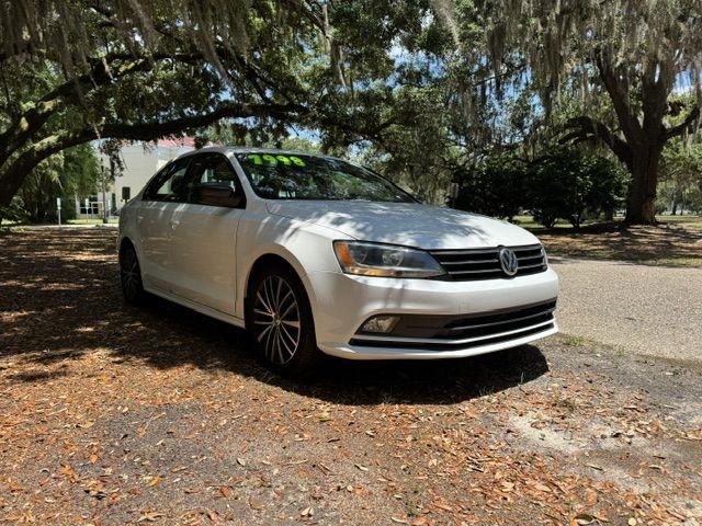 2016 Volkswagen Jetta SE 6A