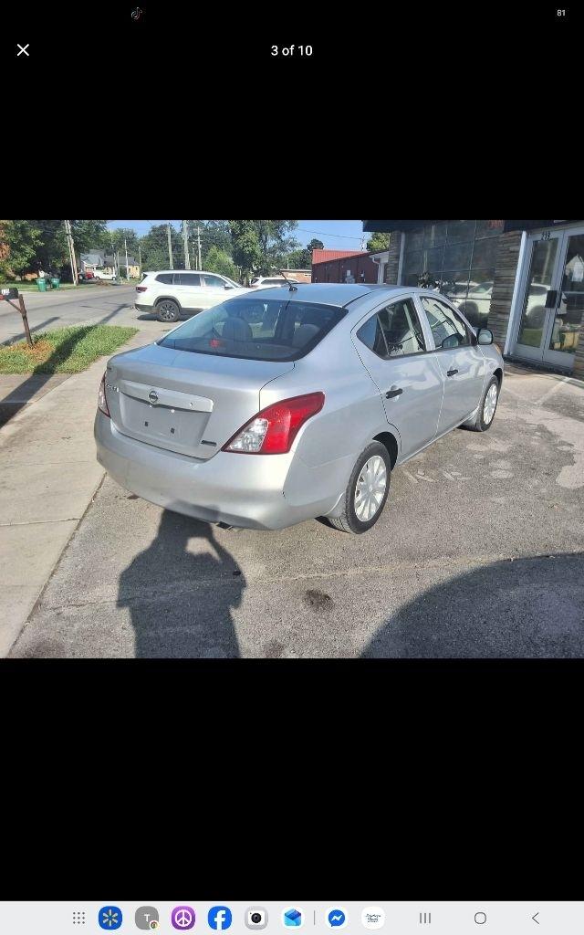 Nissan Versa 1.6 S Sedan 2012