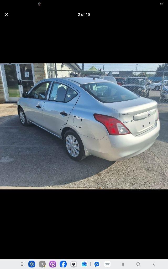Nissan Versa 1.6 S Sedan 2012