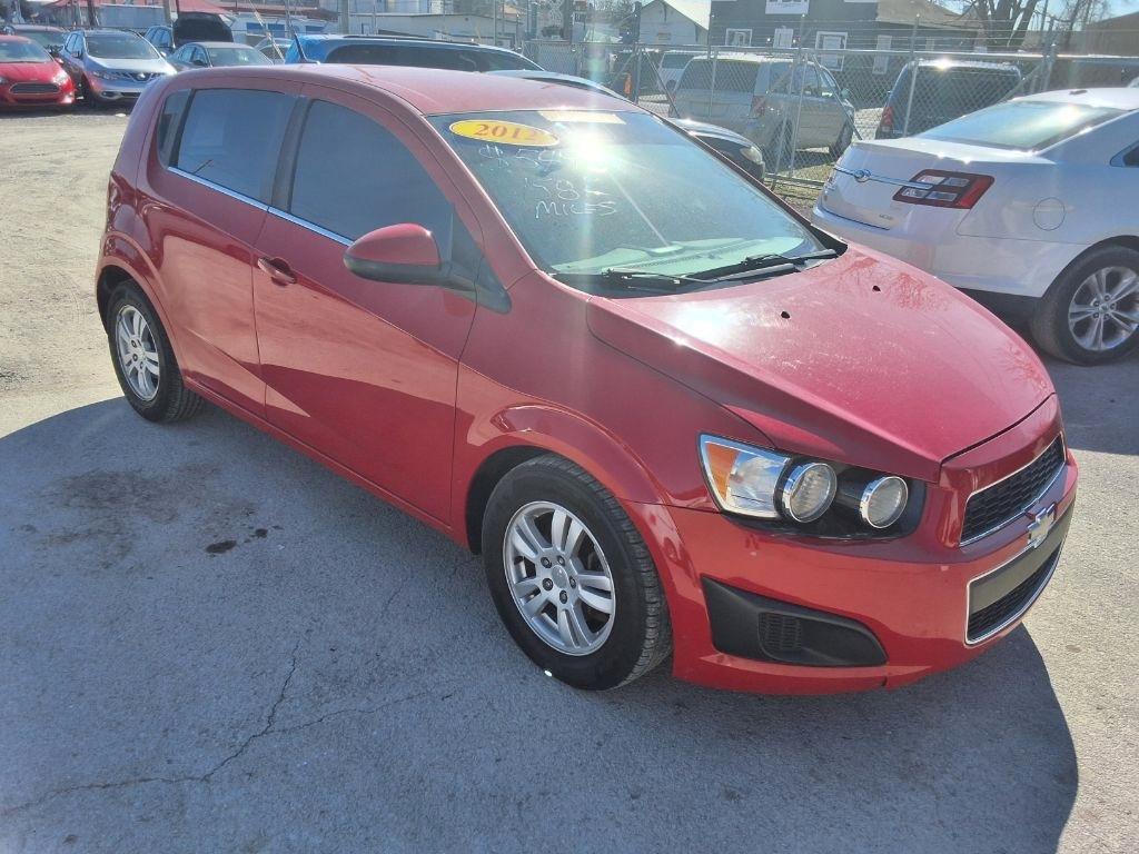 Chevrolet Sonic 2LT 5-Door 2012